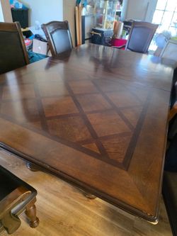 Dinning room table set
