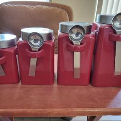 Red Storage Containers w/ Measuring Spoons (X4)
