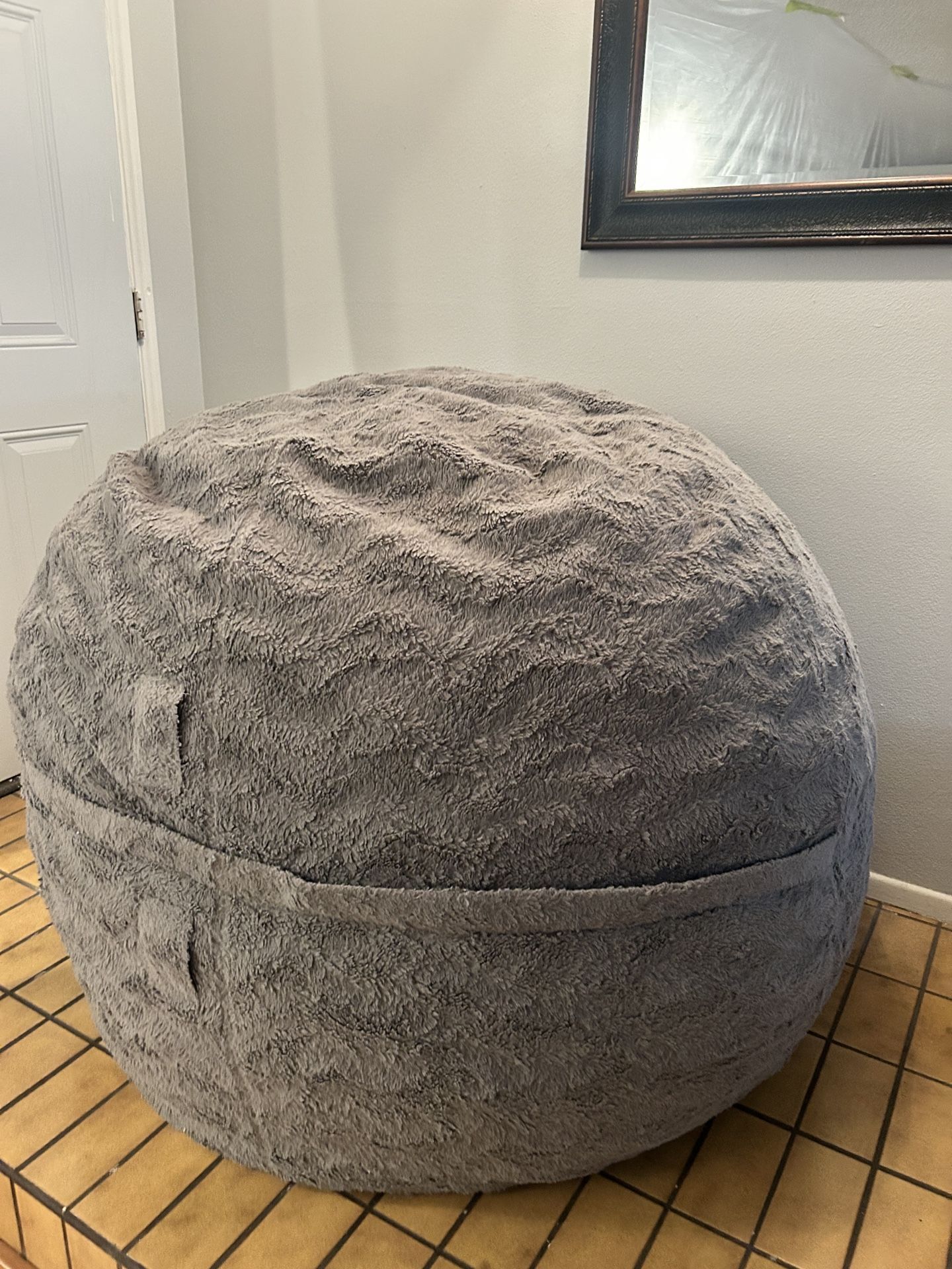 Love Sac - Super Sac Lounging Cushion