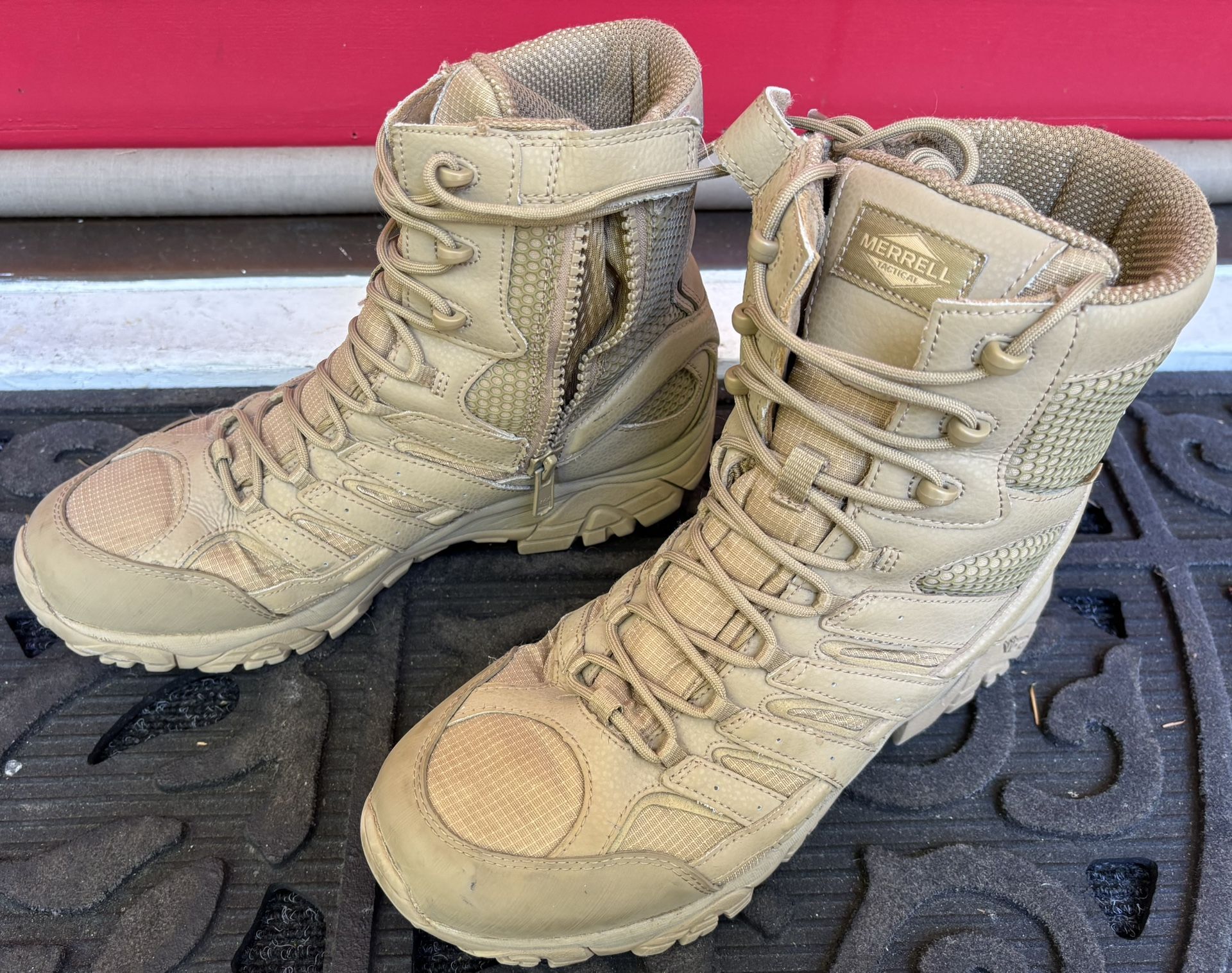 Military Surplus Merrell Tactical Assault Boots, Men's Size 11