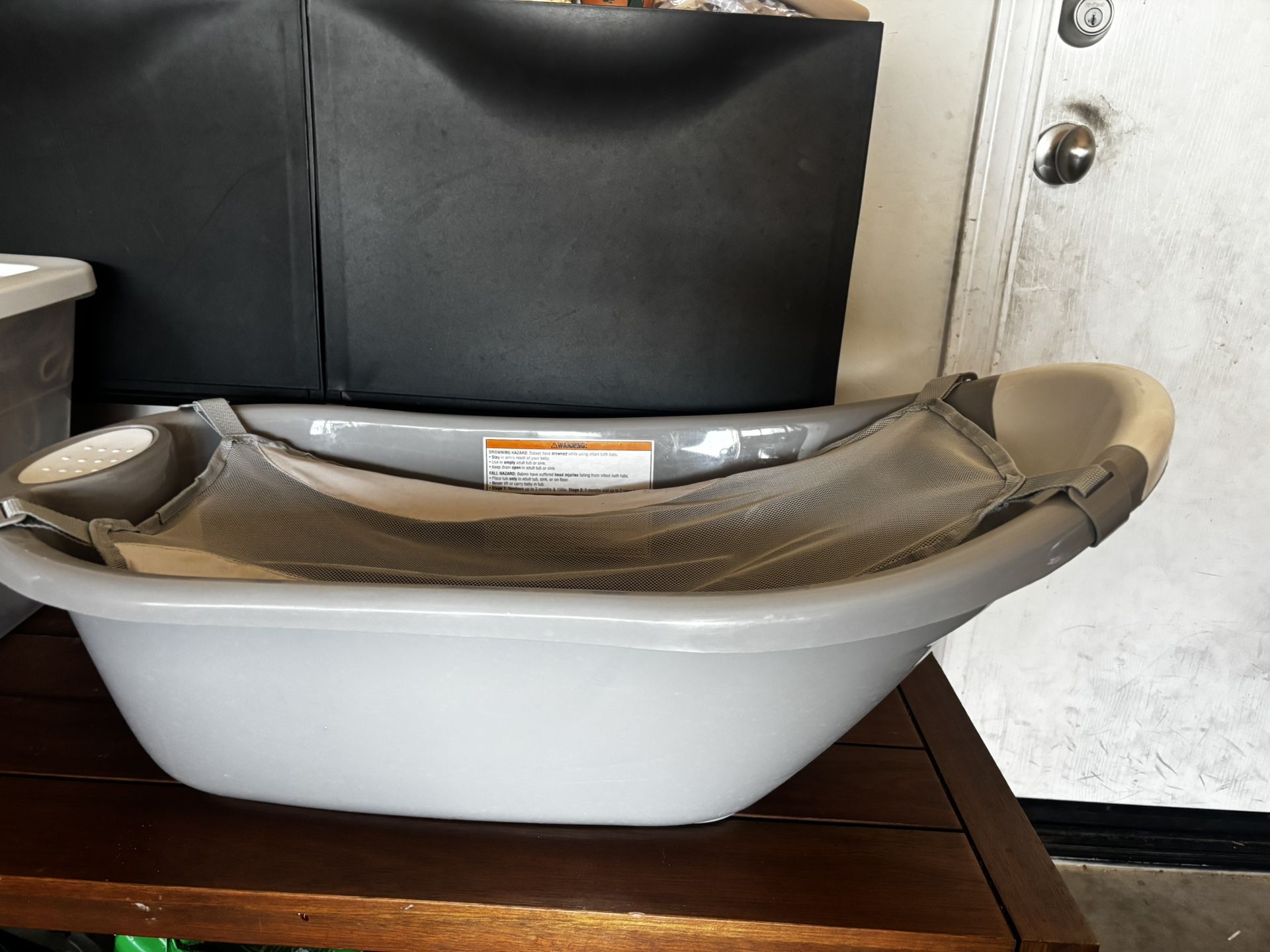 Baby Bath With Newborn Insert