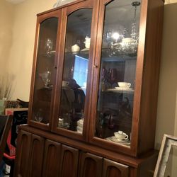 Mid Century Danish Modern Walnut China Cabinet/Hutch/Cupboard/Buffet
