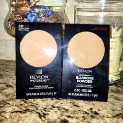 Set of 2 revlon photo ready compact & blurring powder•30/MED DEEP•$15