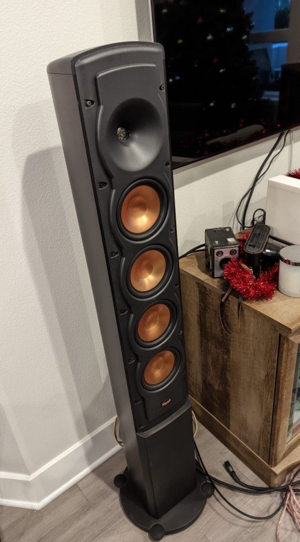 Klipsch Speakers RVX-54 Black 600watt max (150 rms) (Free Cables Included)