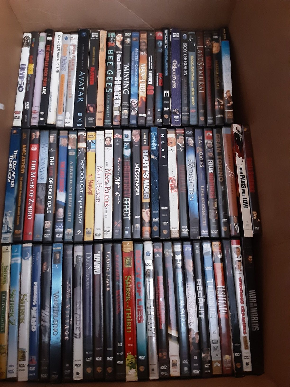 150 Dvds