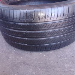 Tires Usada Marca Michelin 275/40r19
