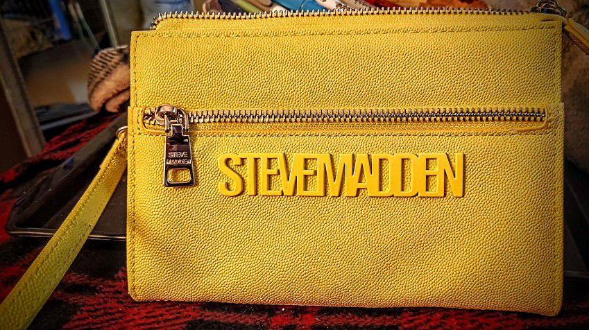 Steve Madden Wallet BRAND NEW 