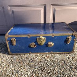 Vintage Trunk