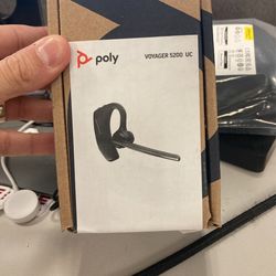 Poly Voyager 5200 Wireless Headset
