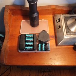 Leupold LTO-Tracker 2 HD Thermal Monocular w/Charger & 8 Rechargeable Batteries