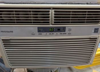 Frigidaire Window AC Unit 6000 BTU 