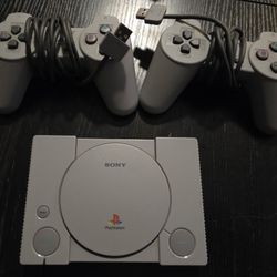 Playstation 3 w/17 games and ps1 classic.