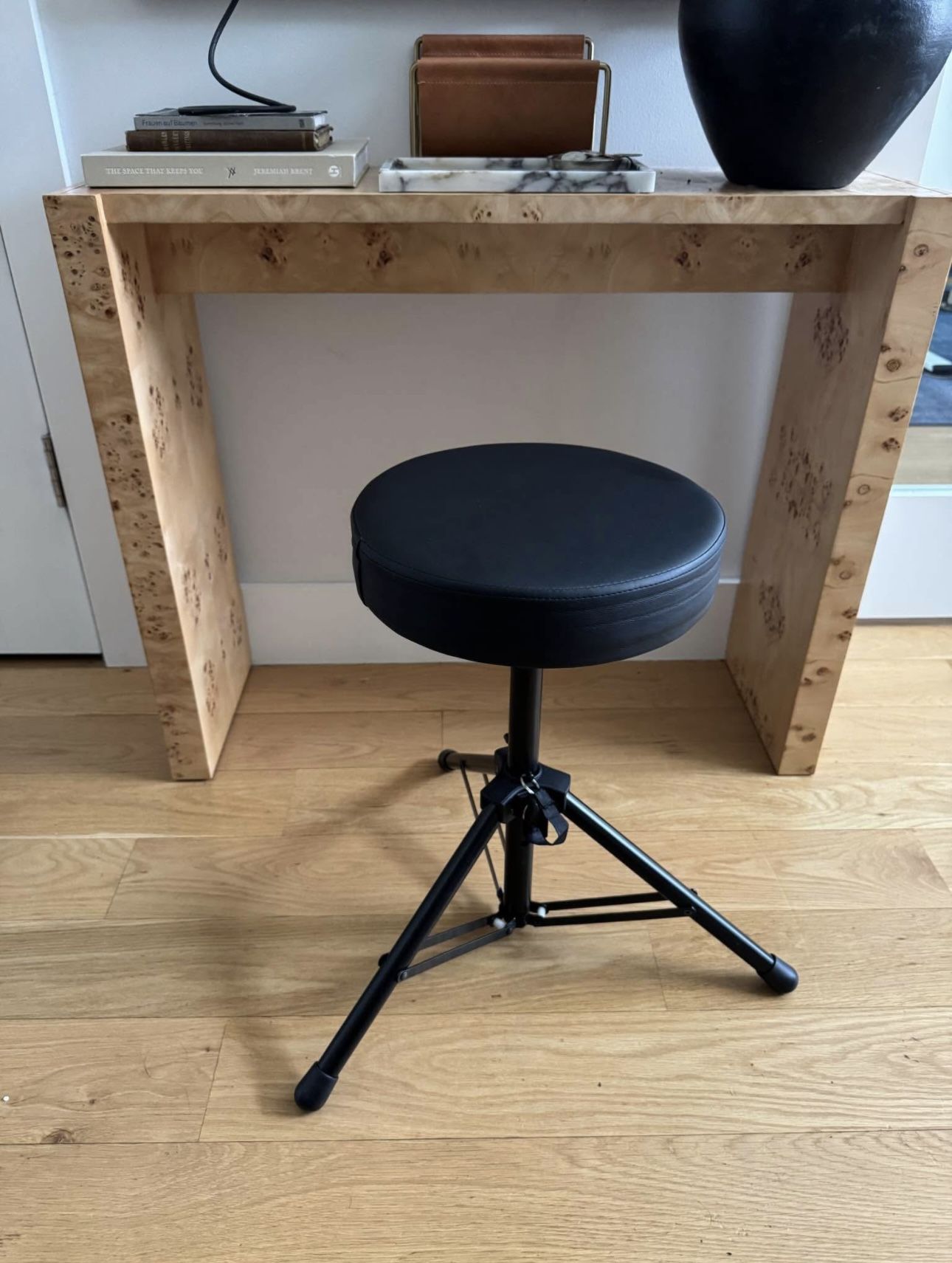 Drum Throne - Leather, All Black