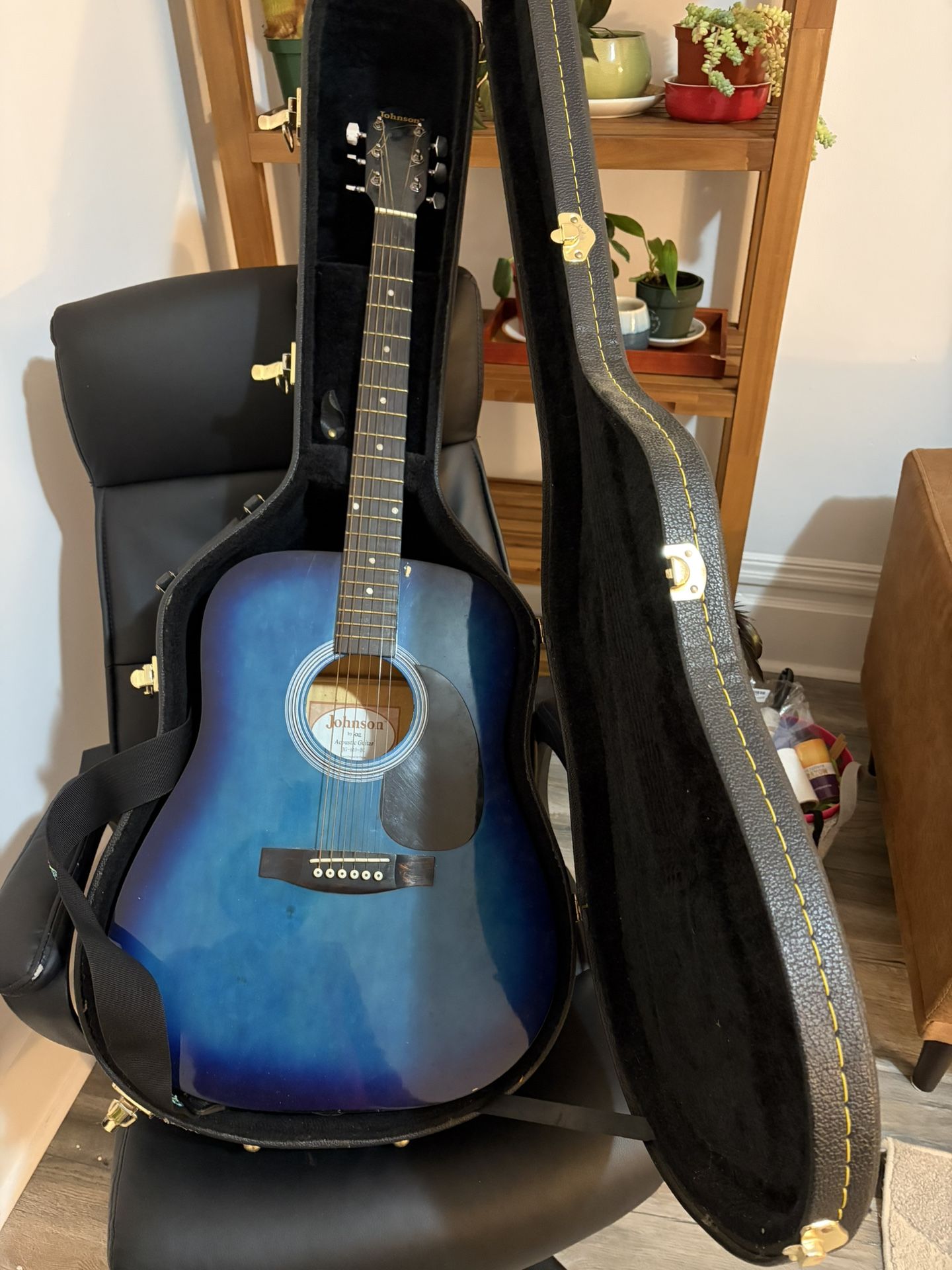 Johnson JG-610-BL Player Series 3/4 Size Acoustic Guitar, Blue Burst. 