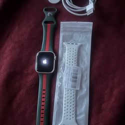 Apple Watch Series 8 - 41mm Starlight Aluminum Case - GPS & Cellular
