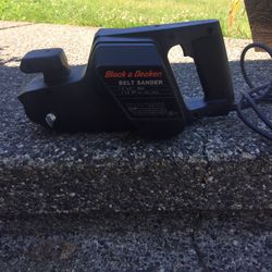 Black & Decker Belt Sander 3” X 21” 1/3 HP