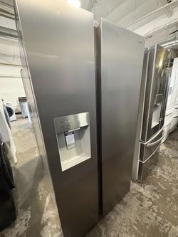 HISENSE SIDE BY SIDE REFRIGERATOR
