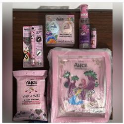 Alice In Wonderland Makeup Collection 
