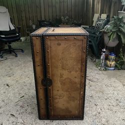 Wooden Chest ( With Engraving) 