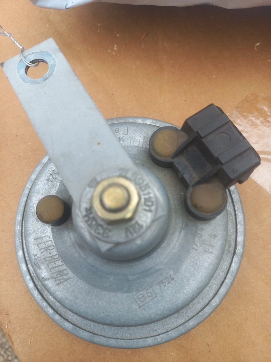 Porsche Cayenne Anti Theft Alarm Siren