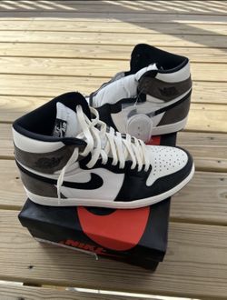 Air Jordan 1  Dark Mocha