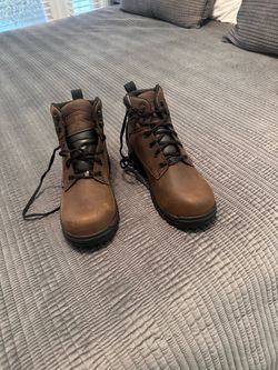 Safety Shoes with steel toe