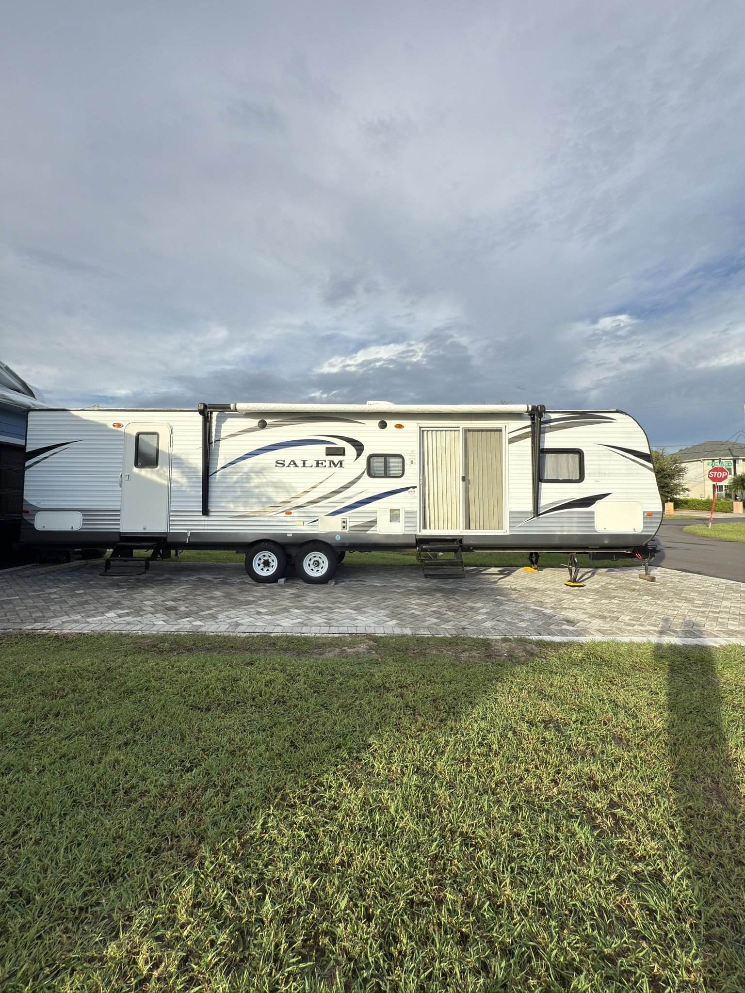 2015  Rv Salem