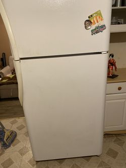 Refrigerator Frigidaire  84x29