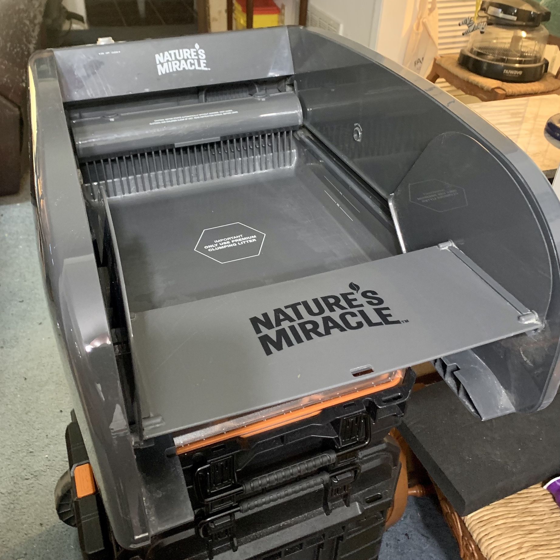 Nature’s Miracle Automatic Litter Box