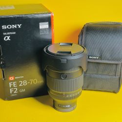 Sony FE 28-70mm f/2 GM Lens - Like New w Box Case Hood