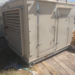 $600 Each Chicken Coop Hen House Small Aluminum Shed Gallo