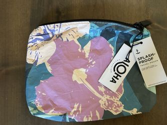 ALOHA BAG🌺 brand New With Tags. (Small Pouch)