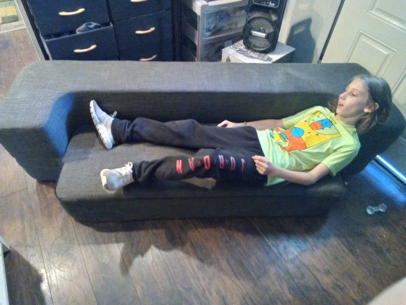 Lounge Couch Bed 2 In 1