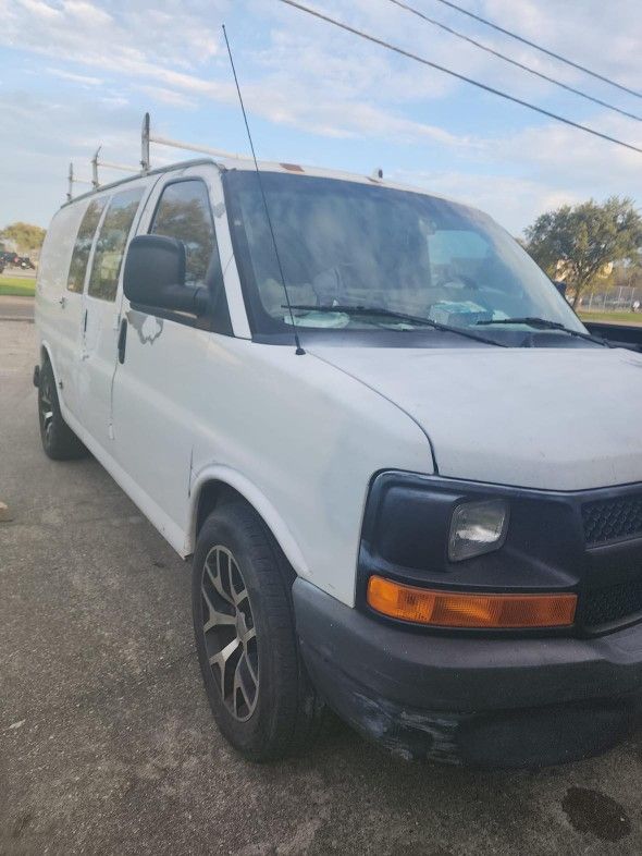 2010 Chevrolet Express