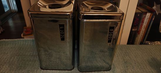 Lincoln Beauty Ware canisters