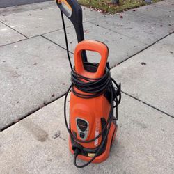 2200 PSI Electric Pressure Washer – Works Great!