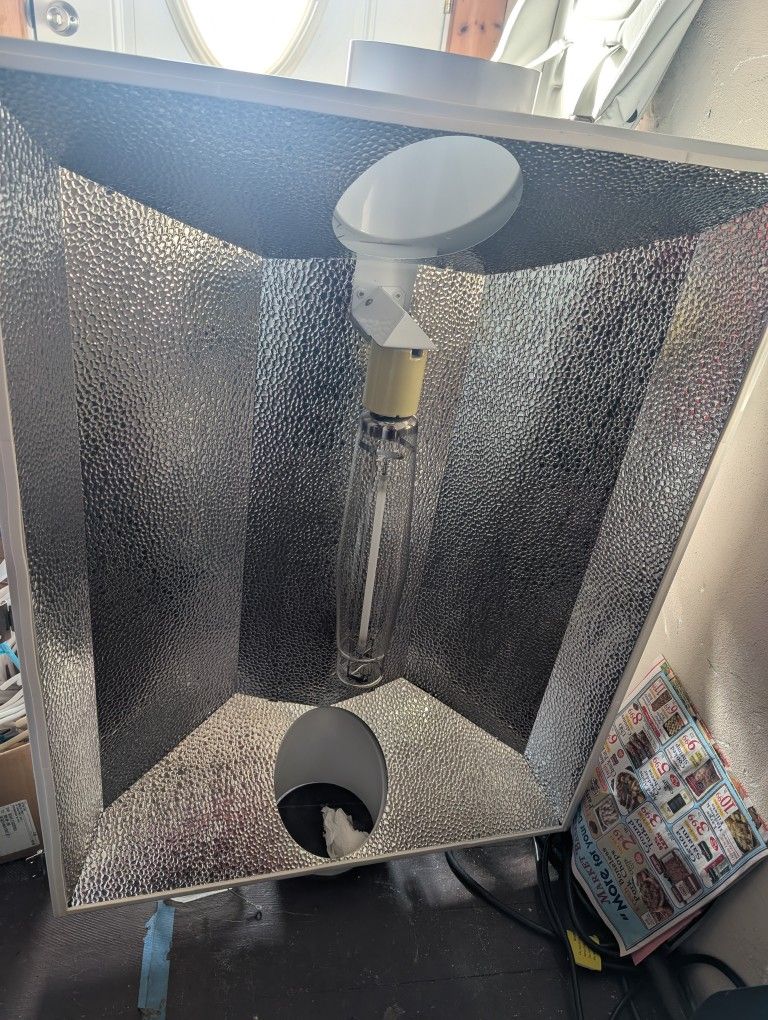 Raptor Hydro farm Grow Light