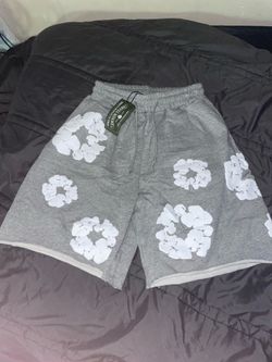 Demin shorts Size large