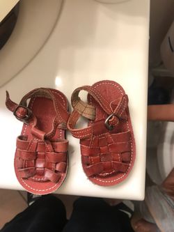 Brand New Size 1 Huaraches