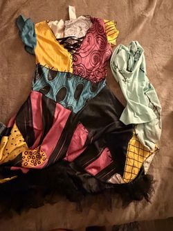Sally costumes women’s