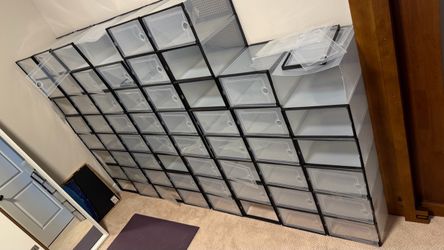 60 shoe boxes