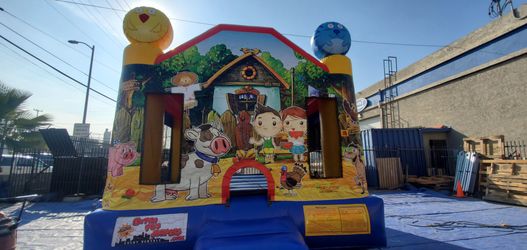 Animal Farm Bouncy House