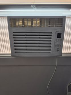 AC Window Unit