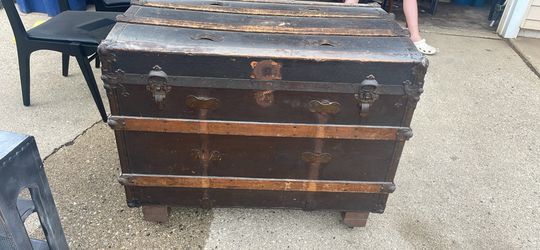 Antique Trunk 