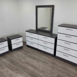 DRESSER WITH MIRROR AND TWO NIGHTSTANDS 