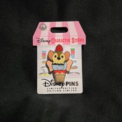 Disney Pin Character Scoops Bambi LE 4000