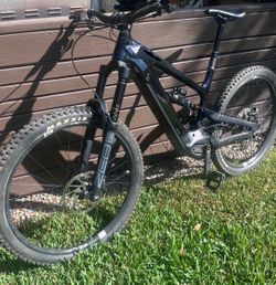 YT Decoy E-MTB