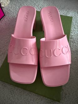 Gucci sandals W9