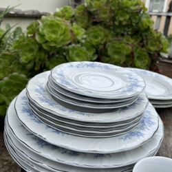 FINE CHINA SETS (2)