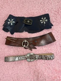 Women’s Vintage Leather Belts 